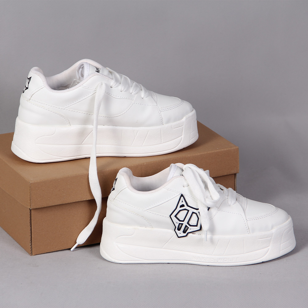 کفش زنانه Wolf سفید